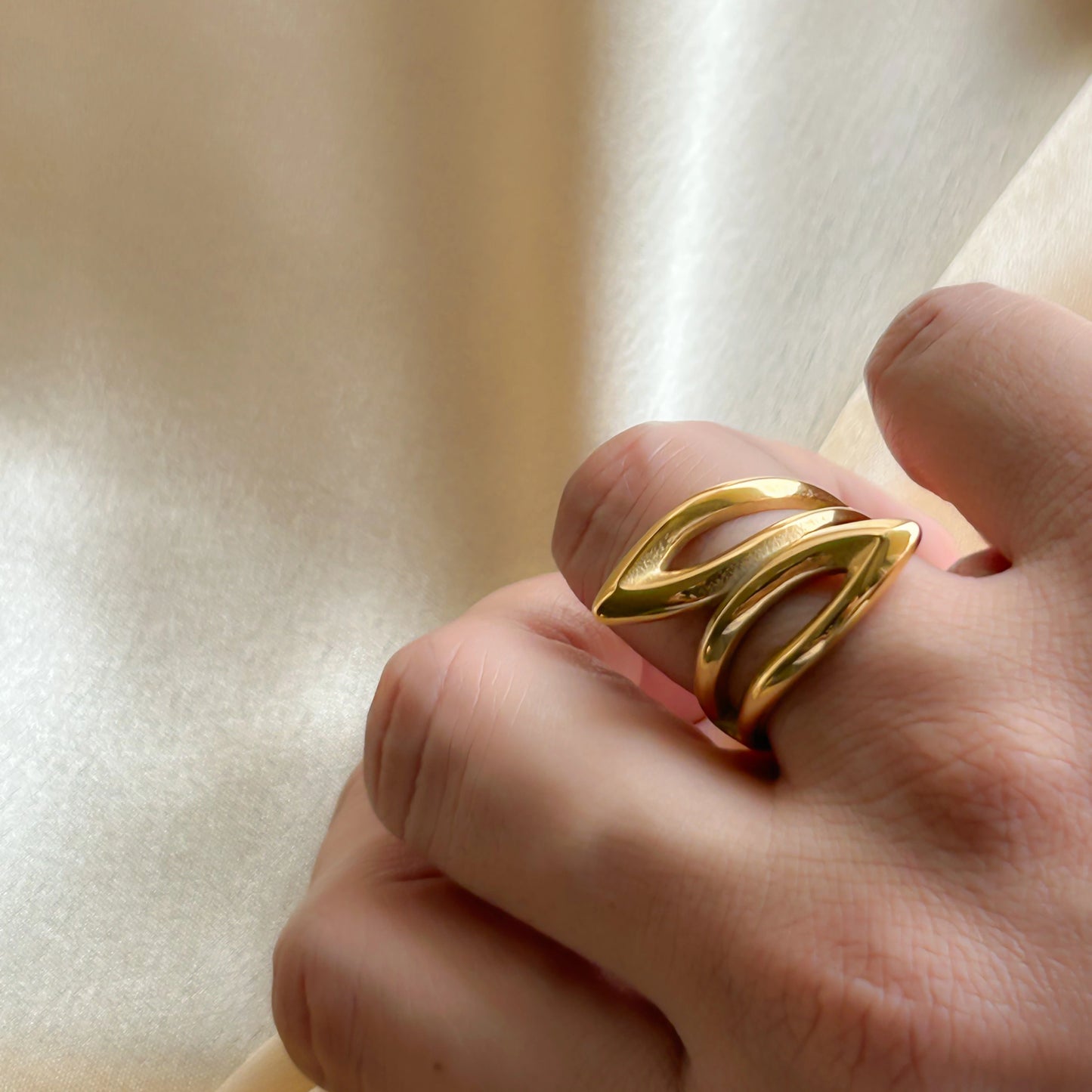 Cut Leaf Ring