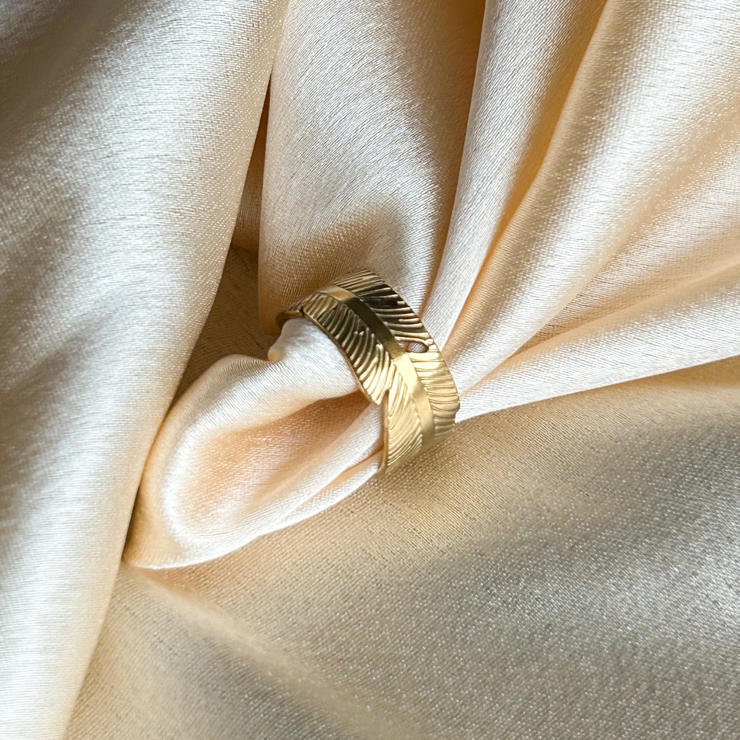 Leaf Band Ring