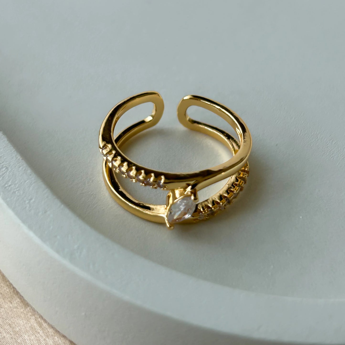 Studded Spiral Diamond Ring