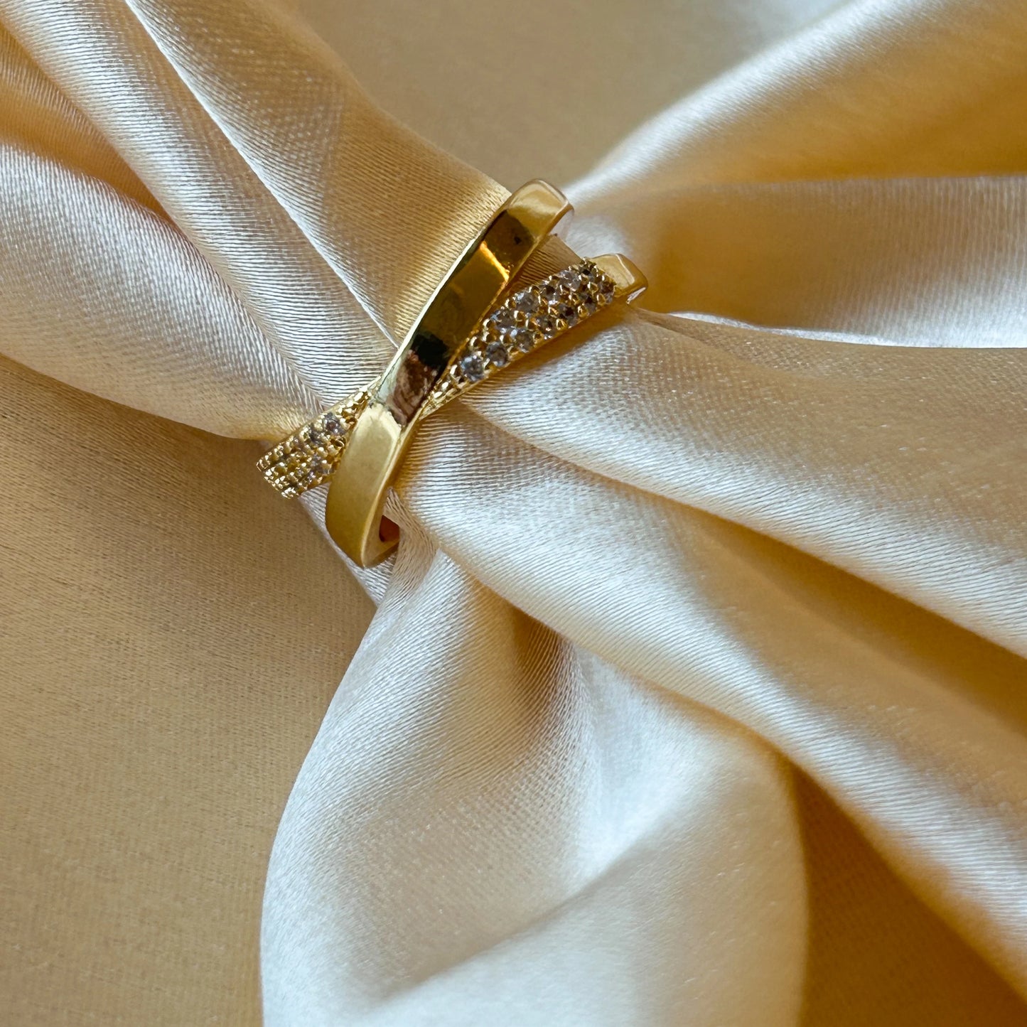 Cross Weave Diamond Ring