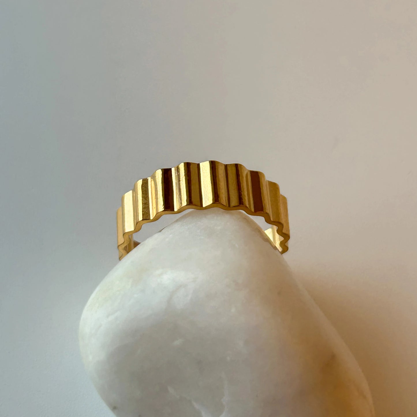 Dazzling Gold Band
