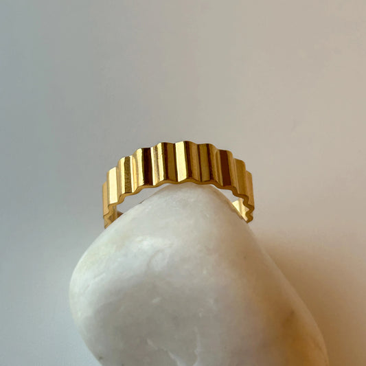 Dazzling Gold Band