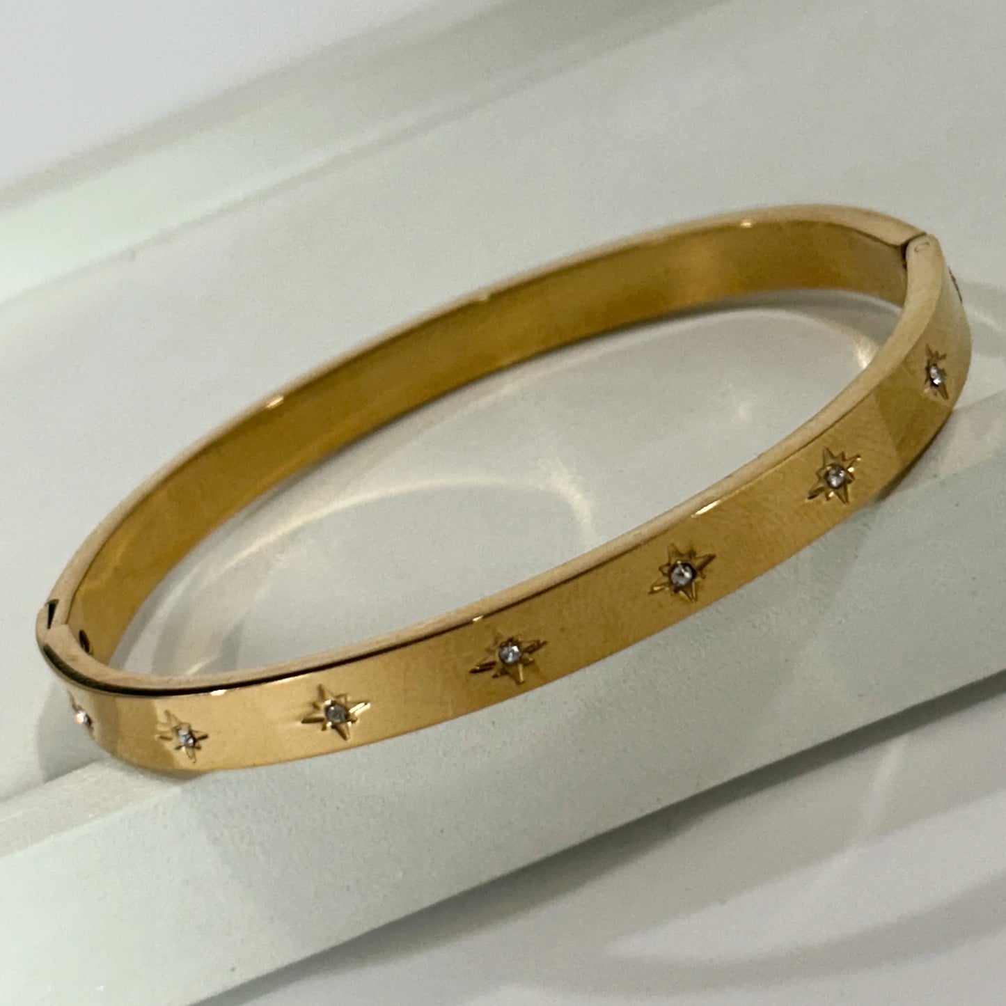 Diamond Studded Gold Bracelet