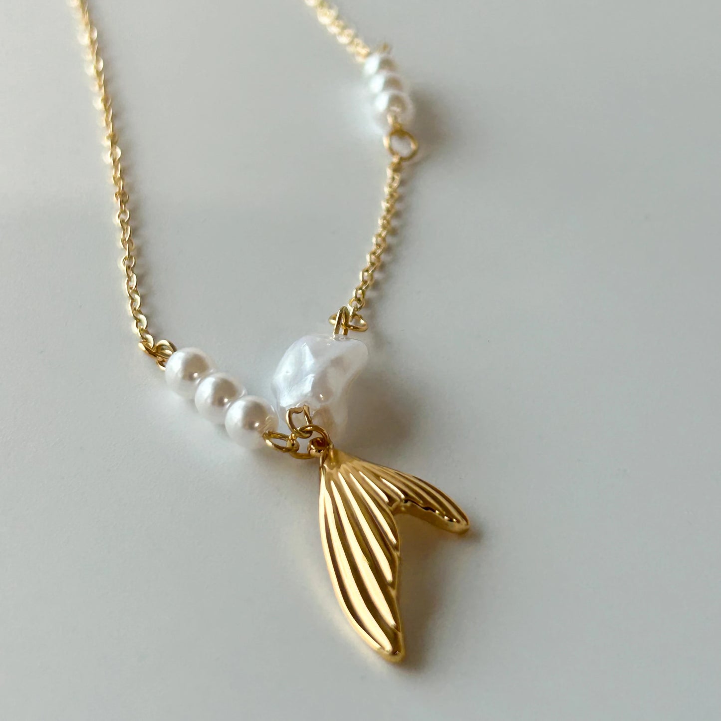 Fish Tail Pearl Necklace
