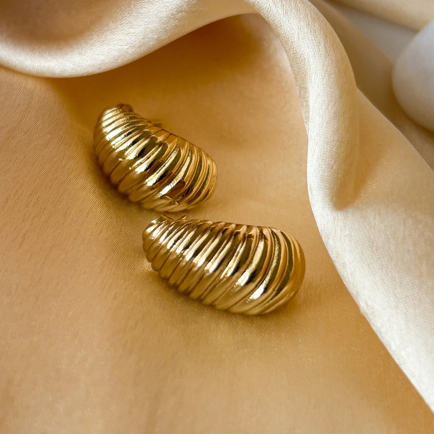 Golden Shell Studs