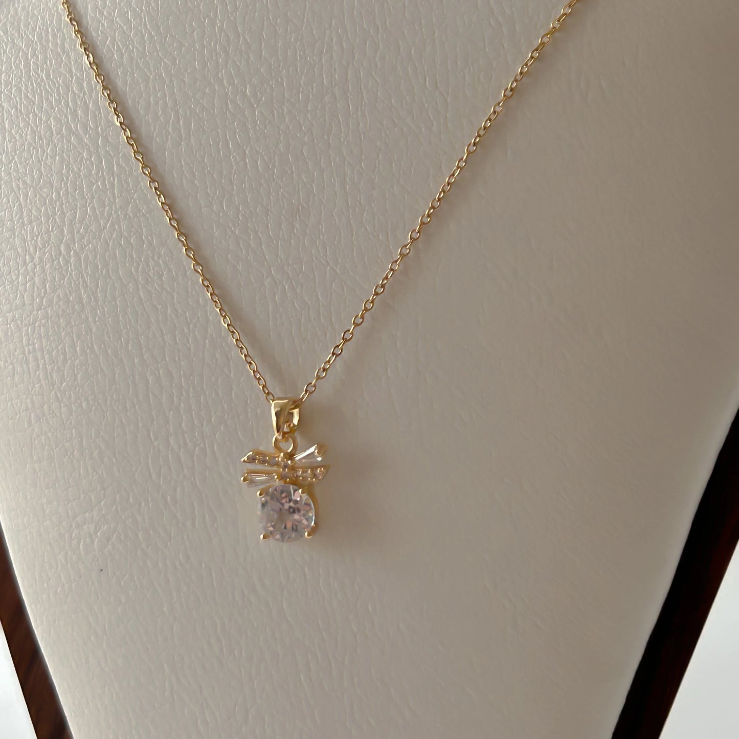 Royal Solitaire Necklace