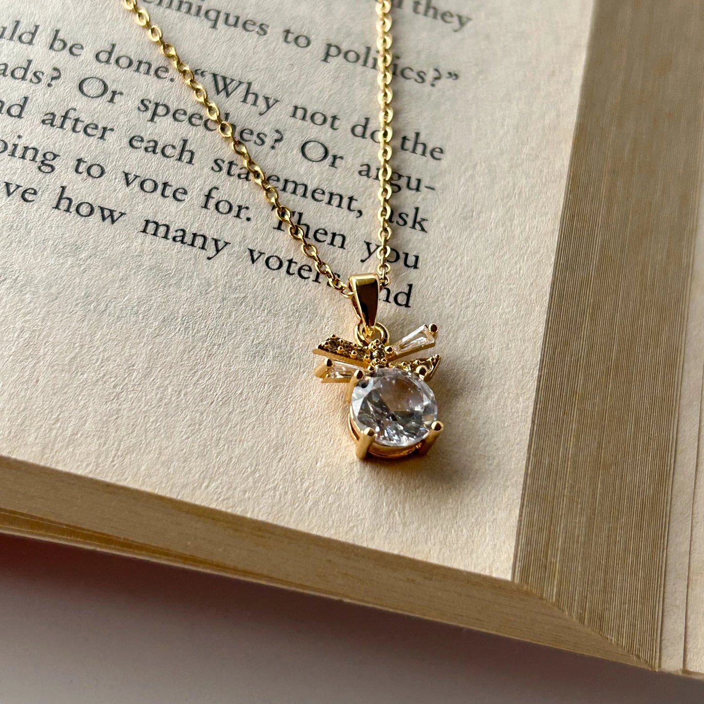 Royal Solitaire Necklace