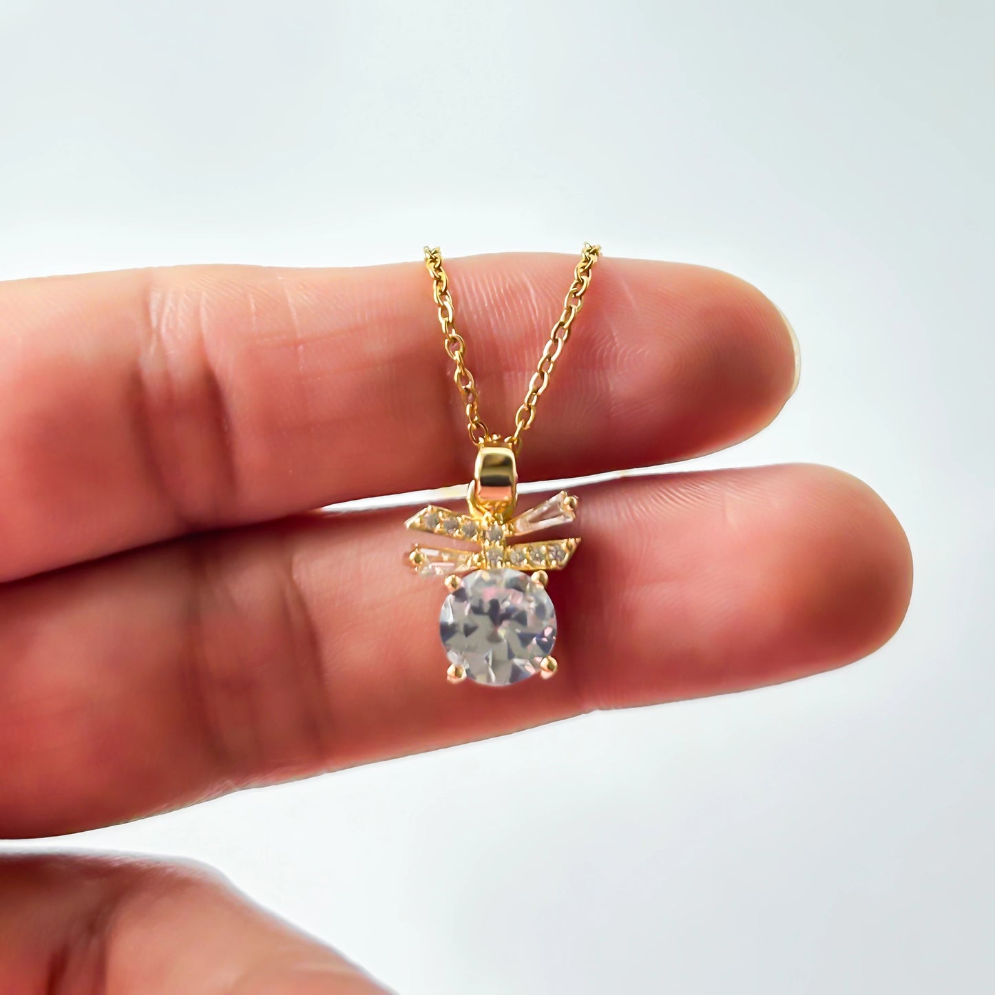 Royal Solitaire Necklace