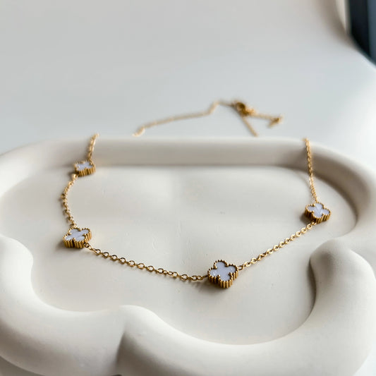 White Clove Pendant
